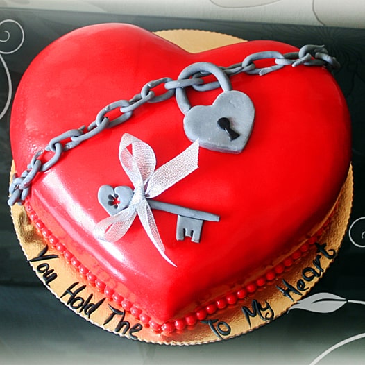 Торты в форме сердец